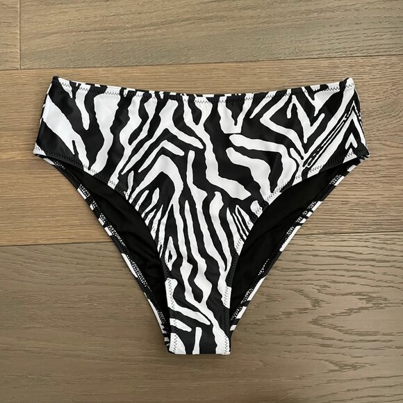 Beachsissi Zebra Print Lined Bikini Bottoms Black & White Sz S - Picture 6 of 6